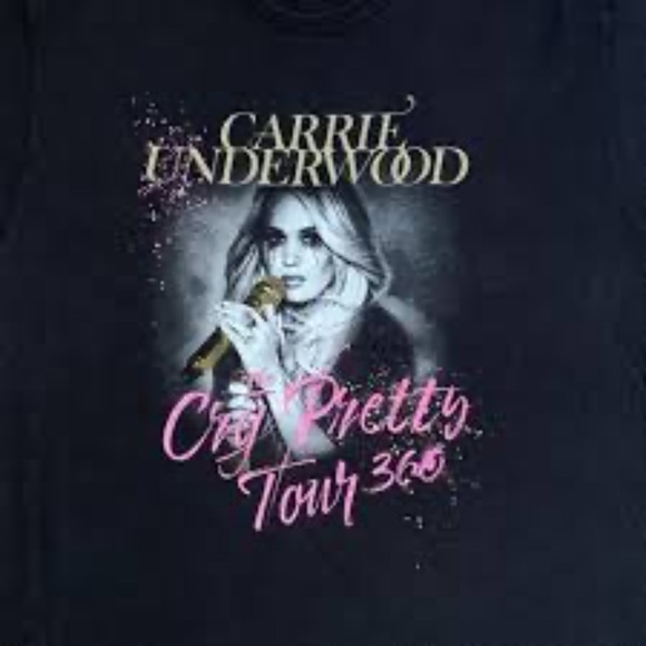 Carrie Underwood 2019 Cry Pretty Tour 360 Graphic Short Sleeve T-Shirt - Picture 1 of 7